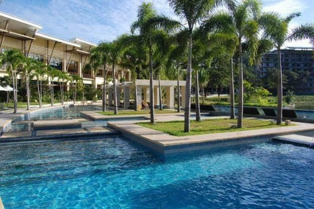 Pico De Loro Resort Condotel นาซุกบู ภายนอก รูปภาพ